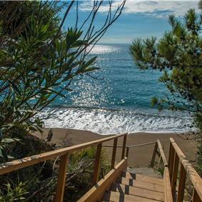 8 bedroom luxury villa with pool near Koutsounari, sleeps 16